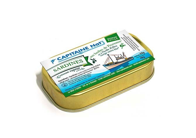 Sardines à l’huile d’olive vierge extra bio et aux herbes bio - Format 1/10 - Capitaine Nat Sardines à l’huile d’olive vierge extra bio et aux herbes bio - Format 1/10 - Capitaine Nat